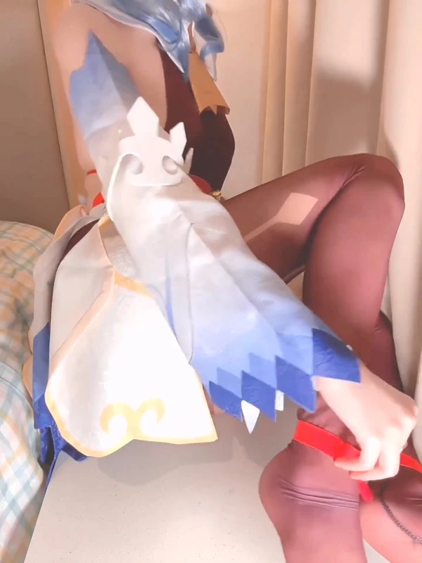 萝莉姬-cos-甘雨