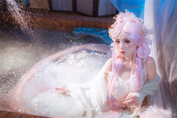 网红妹子爆机少女喵小吉-视图合集整理[183GB]