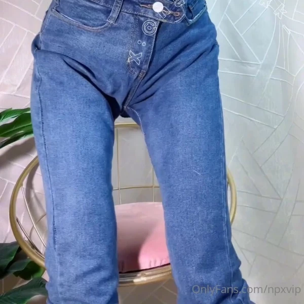 Npxvip-5.12开裆牛仔裤温泉[2v556M]