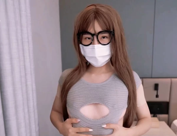 小奈奈 禽兽哥哥眼镜妹[1V1.05G]