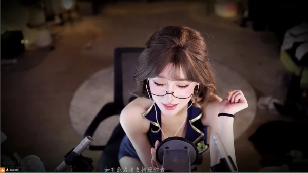 张爱玲粉丝祭付费定制剧情 空姐的隐藏服务 [1V281M]