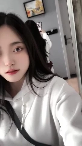 林楠爱健身-社会精神小妹纹身肥臀