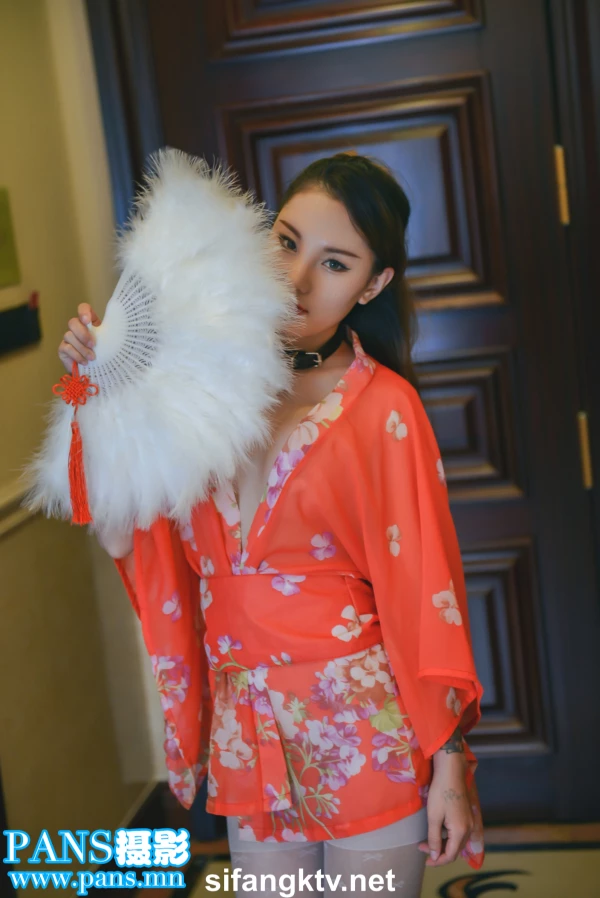 人气PANS极品两位圈内招牌女神@美惠子和李沫-私拍现场摄影师对话是亮点