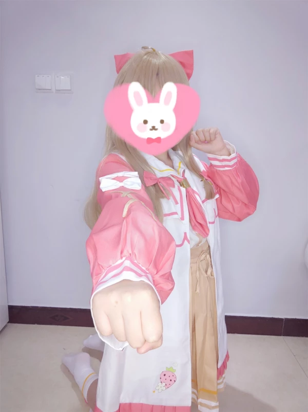 啾啾猫猫 – 极品Cos白虎萝莉私拍 [242P14V1G]