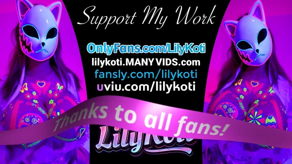 LilyKoti-穿着紧身比基尼的惊人大奶 [1V765M]